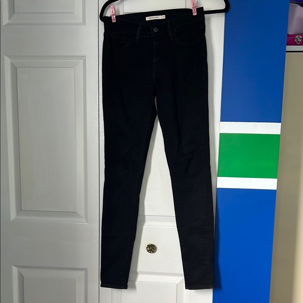 Levi’s women’s 710 super skinny jeans - size 27